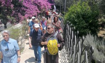 In cammino sul Monte degli Ulivi